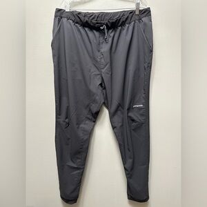 (SOLD)Patagonia Men’s Terrebonne Joggers Size XL